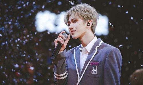 前排吃瓜蔡徐坤视频,揭秘娱乐圈幕后趣闻