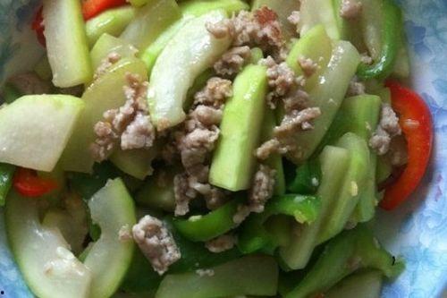 瓠瓜能下面条吃吗视频,创意家常美食探索  第2张