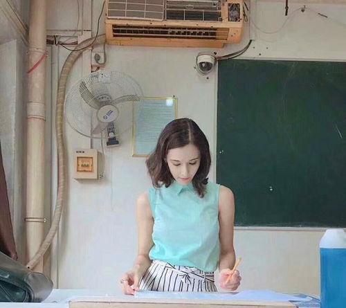 河南妞吃瓜视频,揭秘网络热点的背后故事  第3张