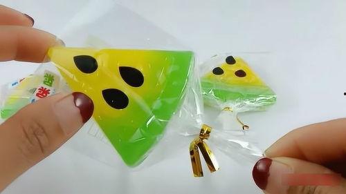 棒棒糖吃瓜视频,揭秘网红美食背后的故事