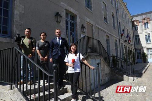 昆明某网红吃瓜事件视频,一场网络狂欢背后的真相揭秘  第2张