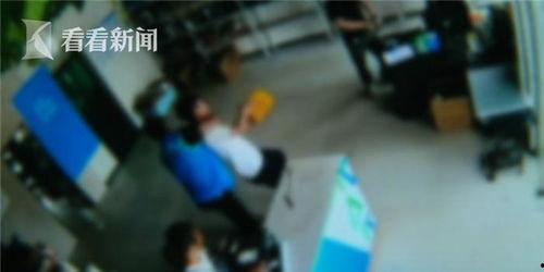 吃瓜取快递视频在线观看,在线观看吃瓜取快递视频，笑料连连  第3张