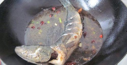 黑鱼视频吃瓜视频下载,揭秘热门视频平台幕后操作  第3张