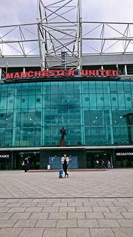 曼联吃瓜的视频,一场吃瓜视频引发的舆论风暴  第3张