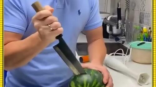 歪果仁吃瓜视频,歪果仁视角下的中国吃瓜文化揭秘  第3张