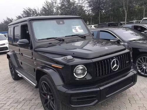 奔驰男吃瓜视频,一场网络热议的围观盛宴