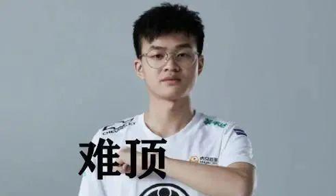 陪玩与老板吃瓜视频