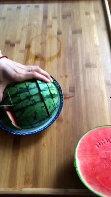 玉菇瓜怎么切方便吃视频  第2张